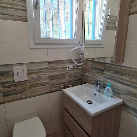 Casadelpini -de 5 A 8 Personnes - Jardin - 800m בית נופש
